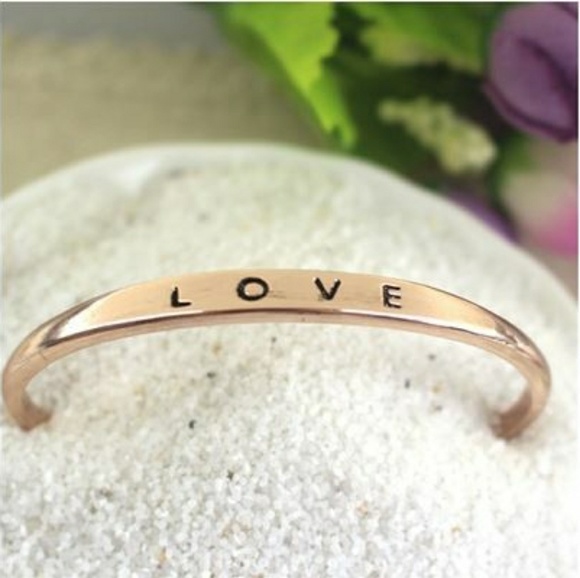 "Love" Cuff Bangle - Picture 5 of 6